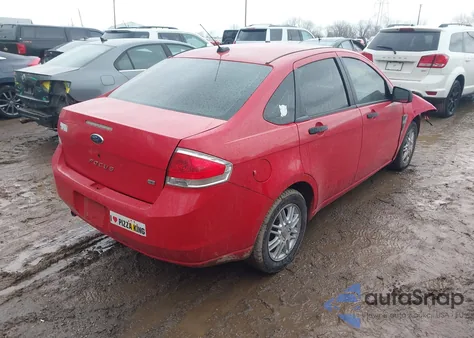 2008 Ford Focus Se/Ses z USA, uszkodzony, nr VIN 1FAHP35N48W217618